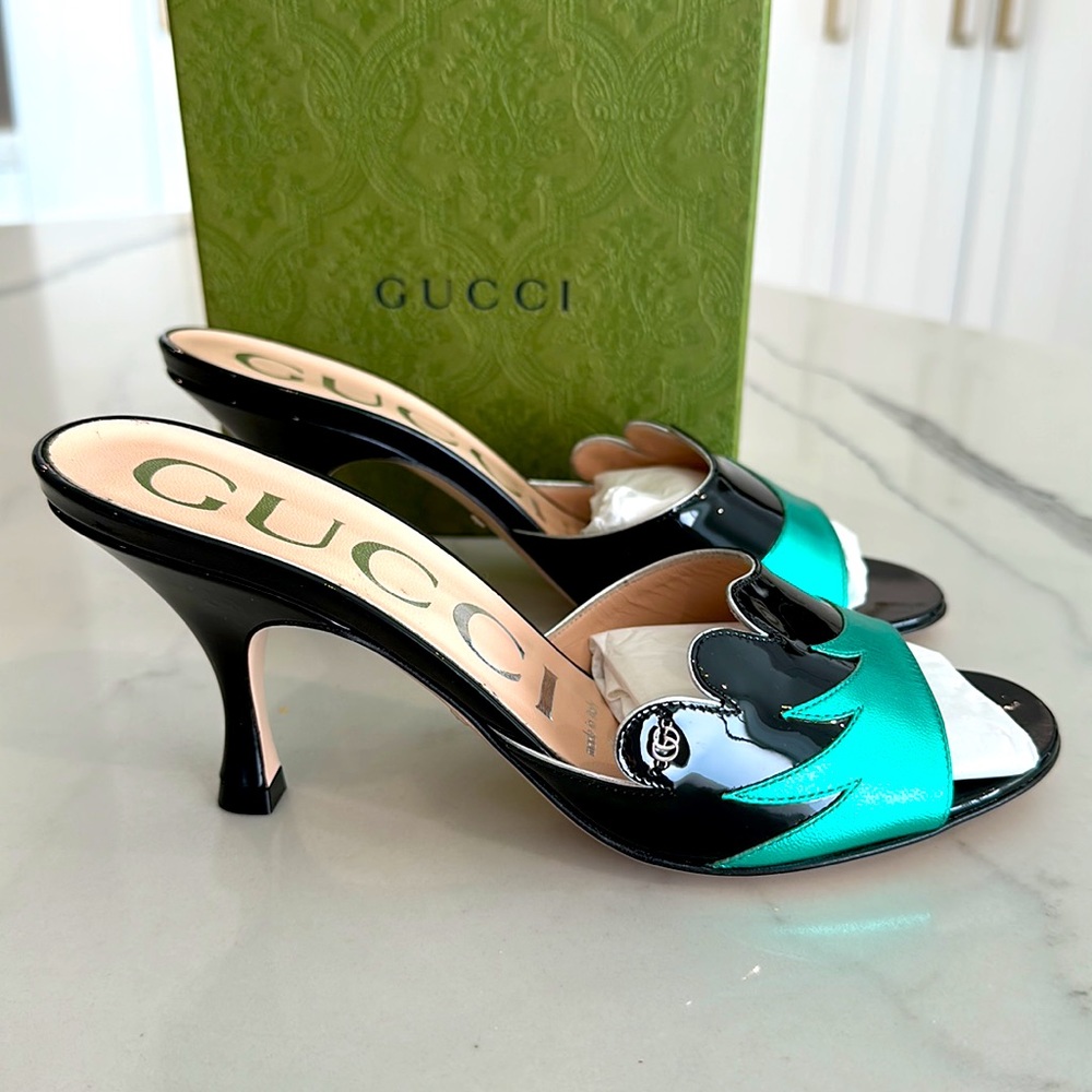 Gucci Sandals - Picture 3 of 11